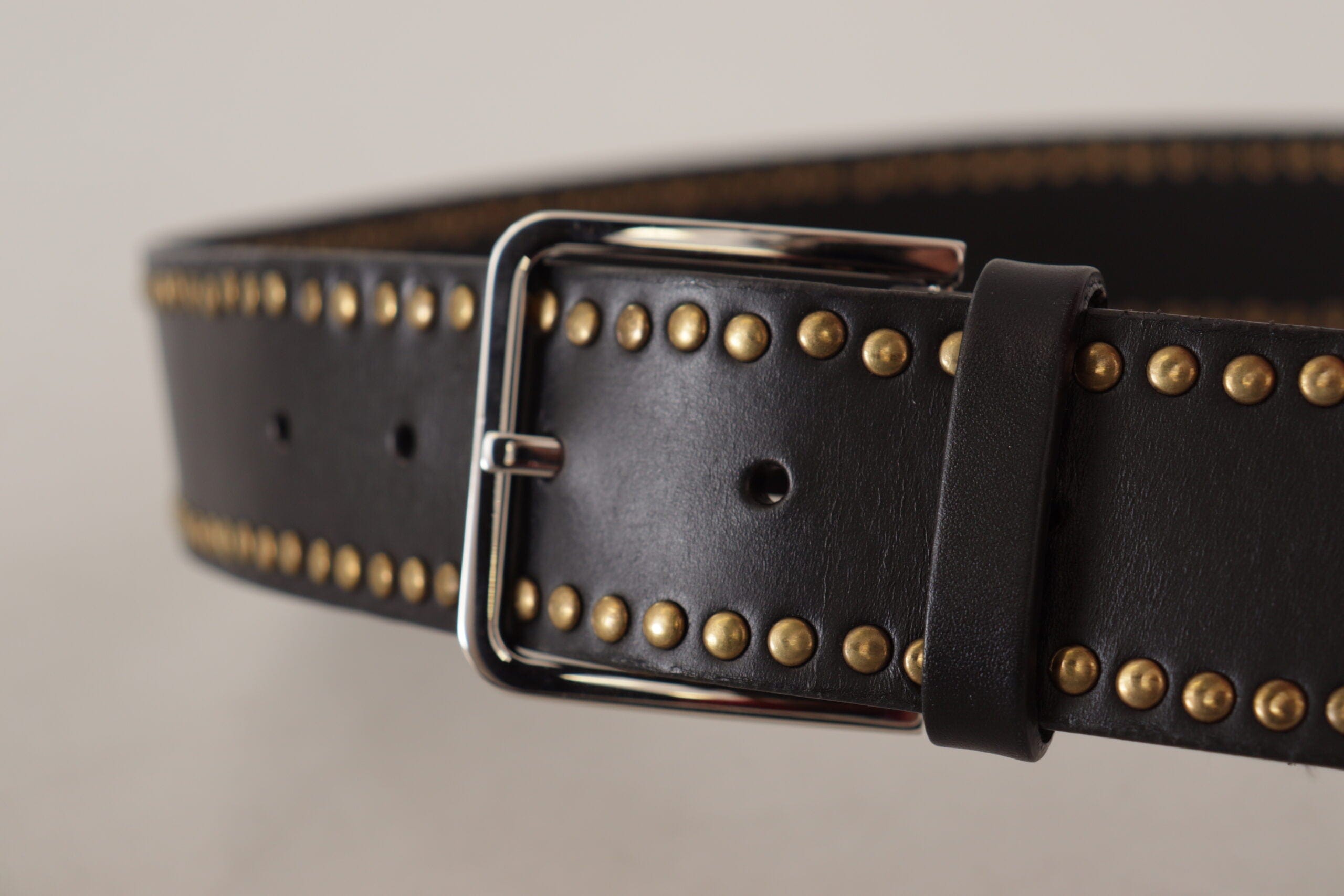 Dolce & Gabbana Elegant Black Leather Statement Belt