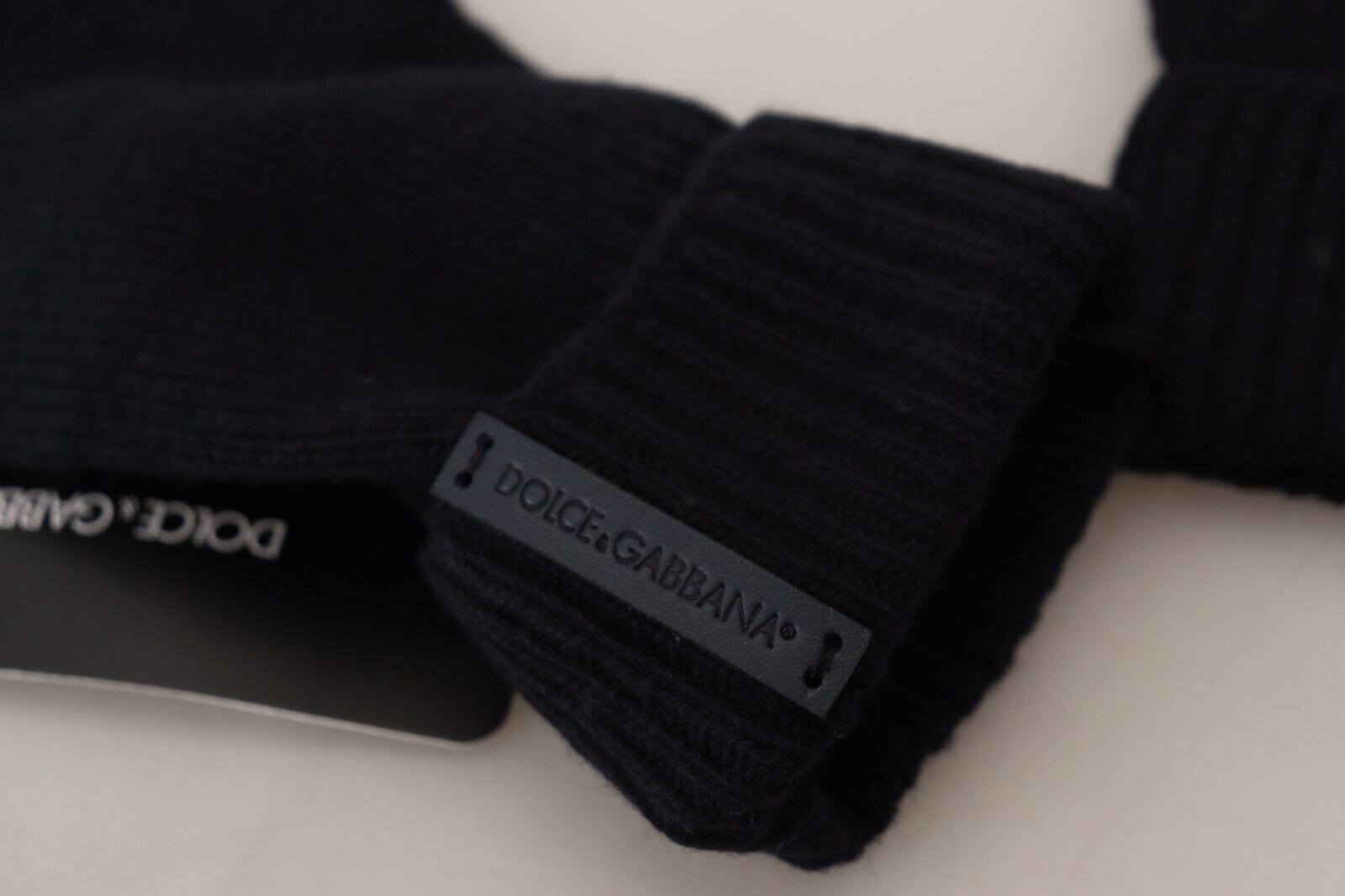 Dolce & Gabbana Elegant Black Virgin Wool Gloves